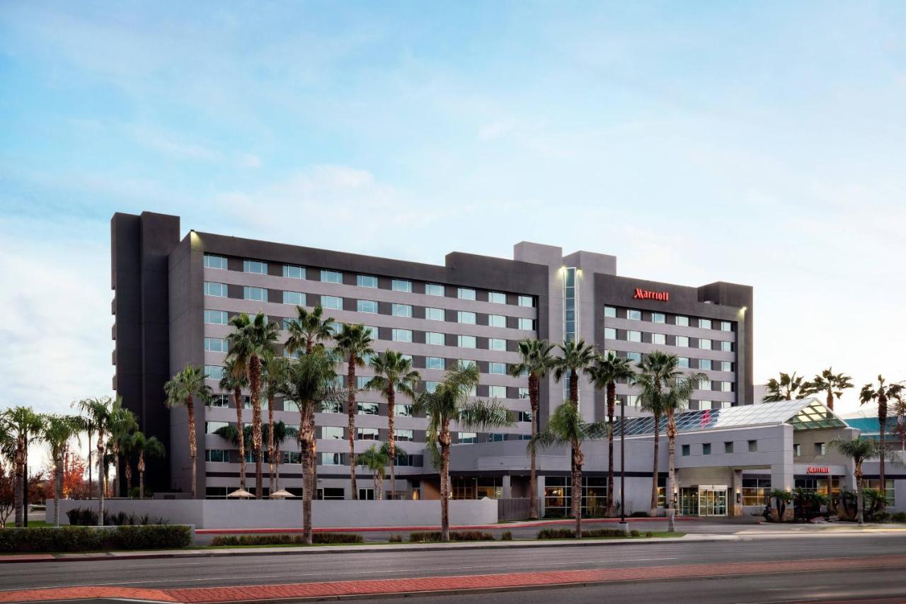 Bakersfield Marriott At The Convention Center Hotell Exteriör bild